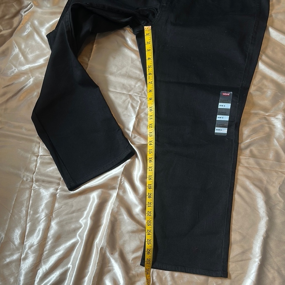 Levi's Black Straight Pants - Picture 9 of 13